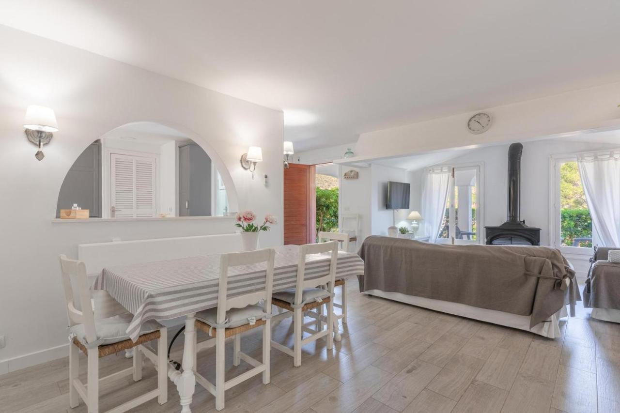 Gorgeous Renovated Cala Sant Vicenc Beach Villa Cala San Vicente  Exterior photo